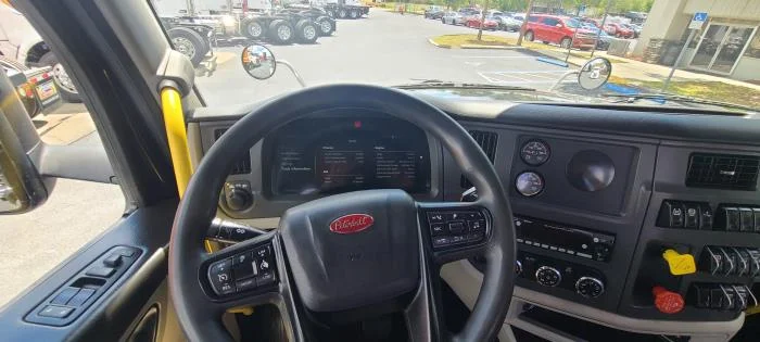 2023 Peterbilt 567 — photo 19