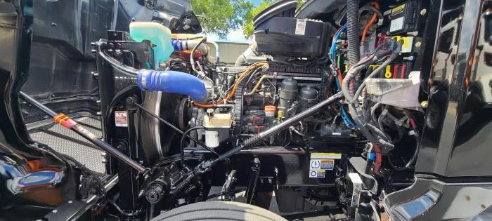 2023 Peterbilt 567 — photo 12