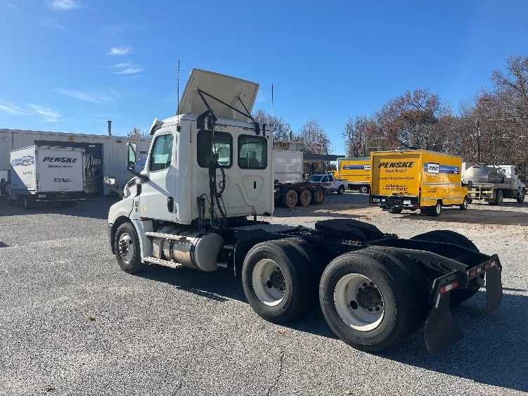 2019 Freightliner Cascadia in Greer, SC — photo 5