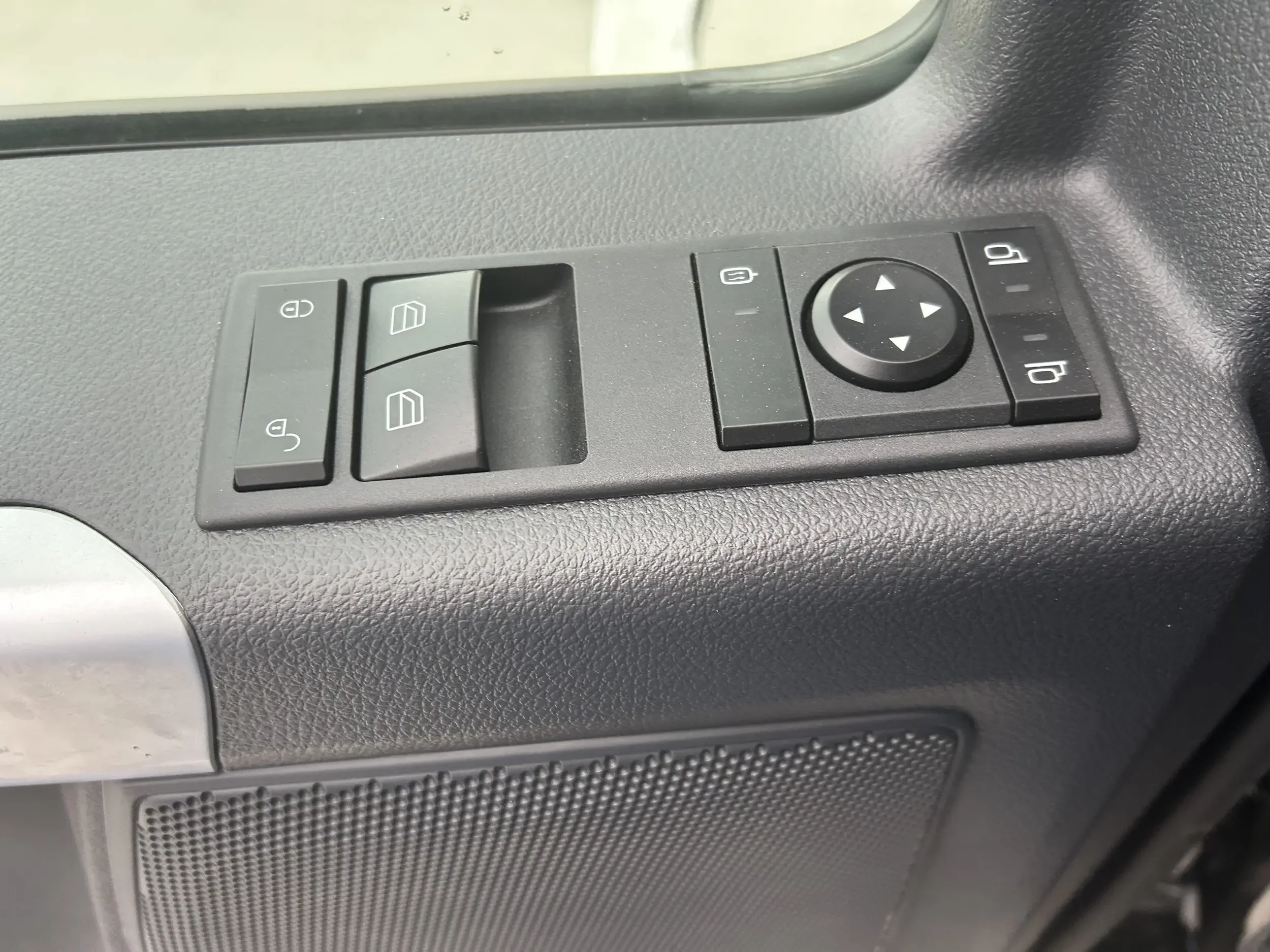 2026 Western Star 49X - image 23