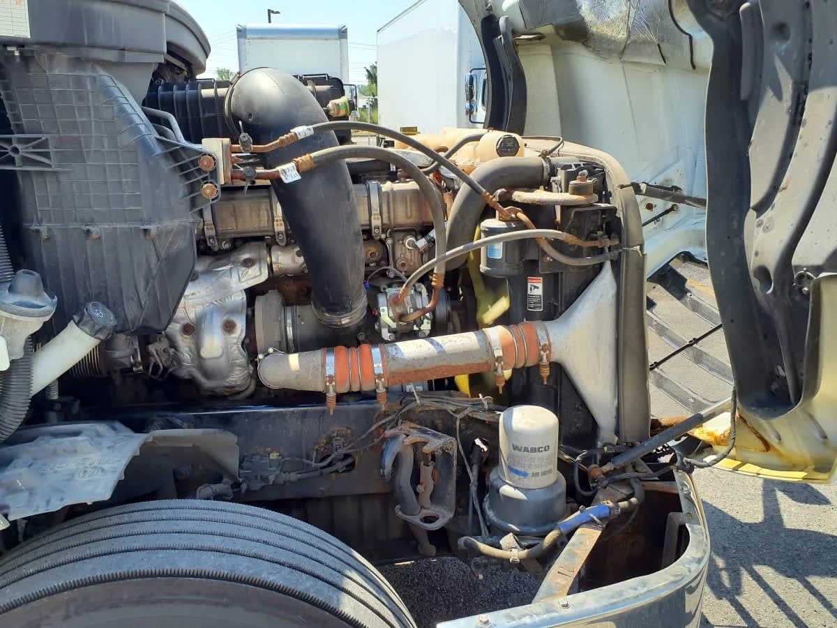 2020 Freightliner Cascadia - image 11