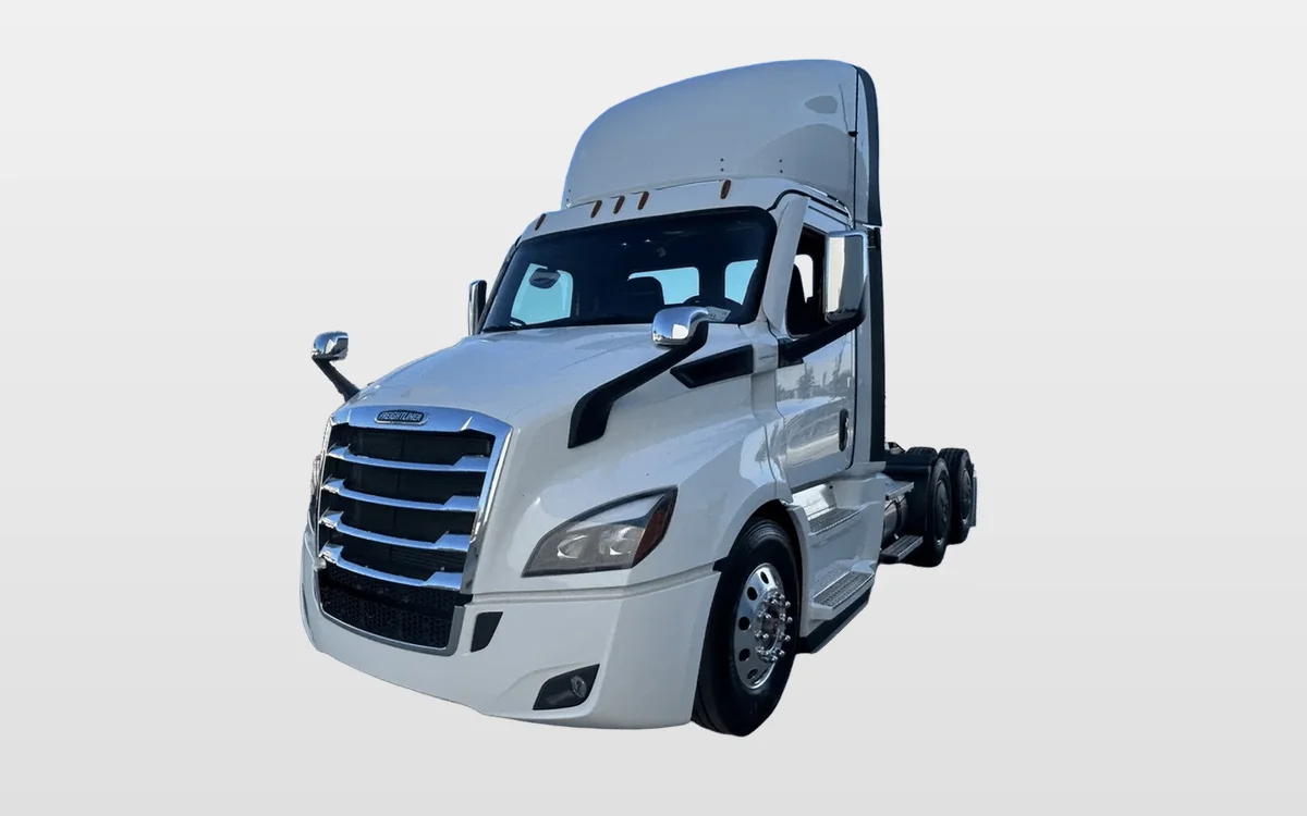 2026 Freightliner Cascadia - image 1
