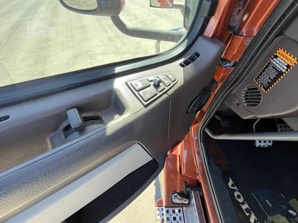 2016 Volvo VNL 860 in Boise, ID — photo 24