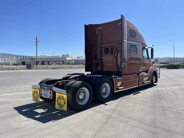 2016 Volvo VNL 860 in Boise, ID — photo 5