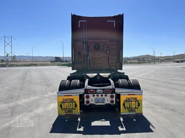 2016 Volvo VNL 860 in Boise, ID — photo 4