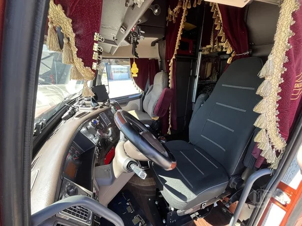 2016 Volvo VNL 860 in Boise, ID — photo 23