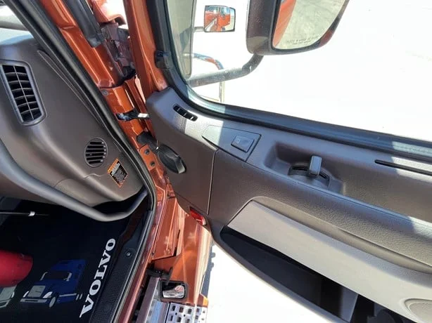 2016 Volvo VNL 860 in Boise, ID — photo 27