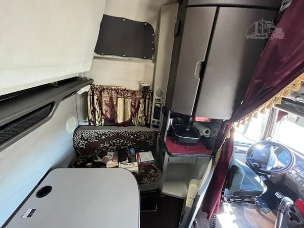 2016 Volvo VNL 860 in Boise, ID — photo 42