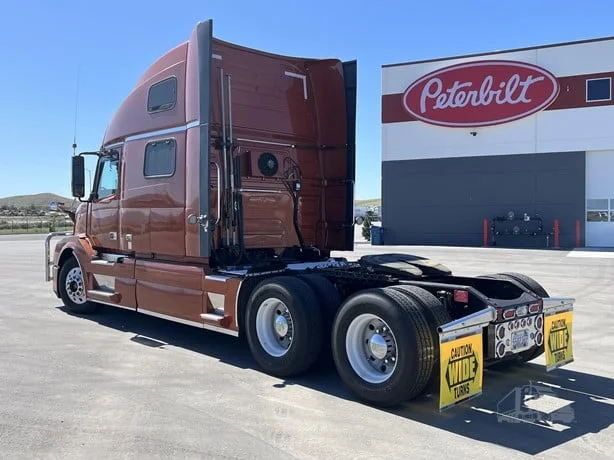 2016 Volvo VNL 860 in Boise, ID — photo 3