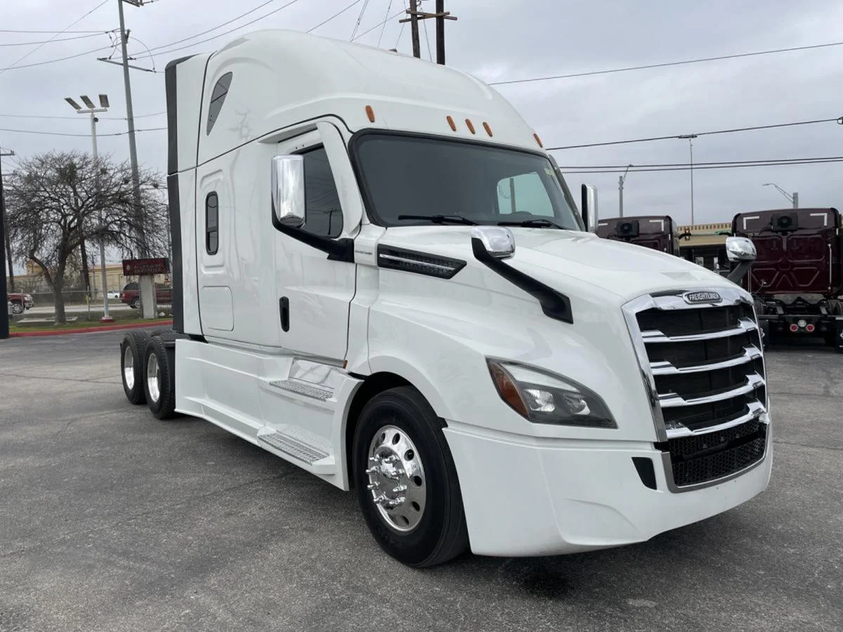 2023 Freightliner Cascadia in Springdale, AR