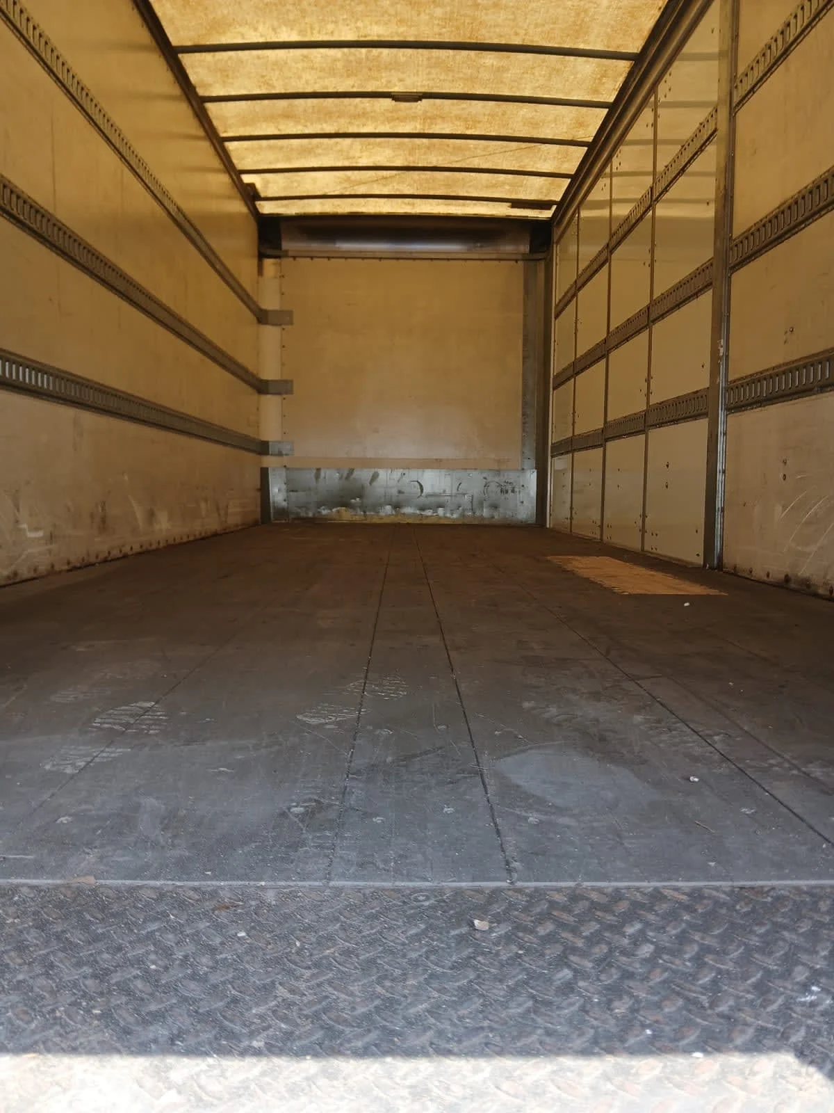 2018 Freightliner M2 106 in Atlanta, GA — photo 8