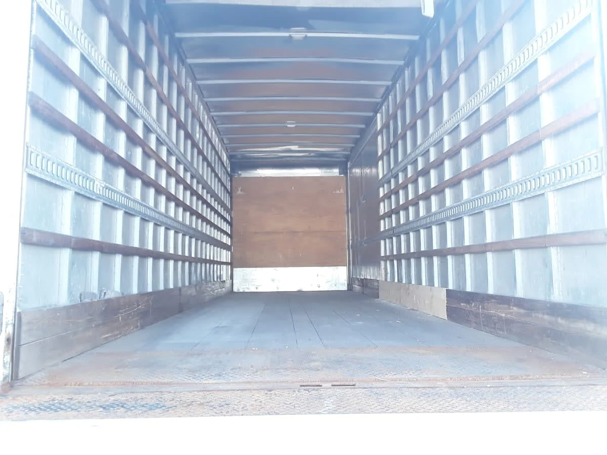 2018 Freightliner M2 106 in Hilliard, OH — photo 8