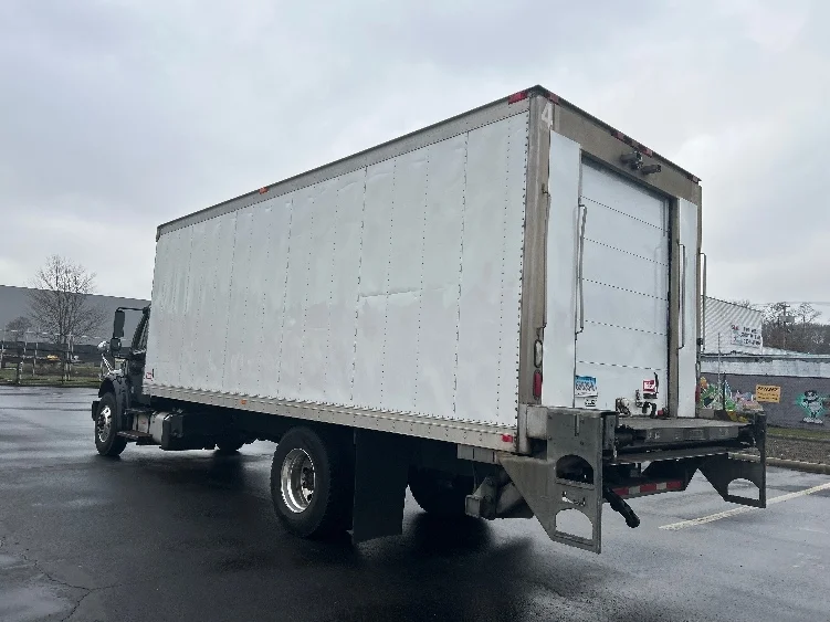 2020 Freightliner M2 106 - image 6