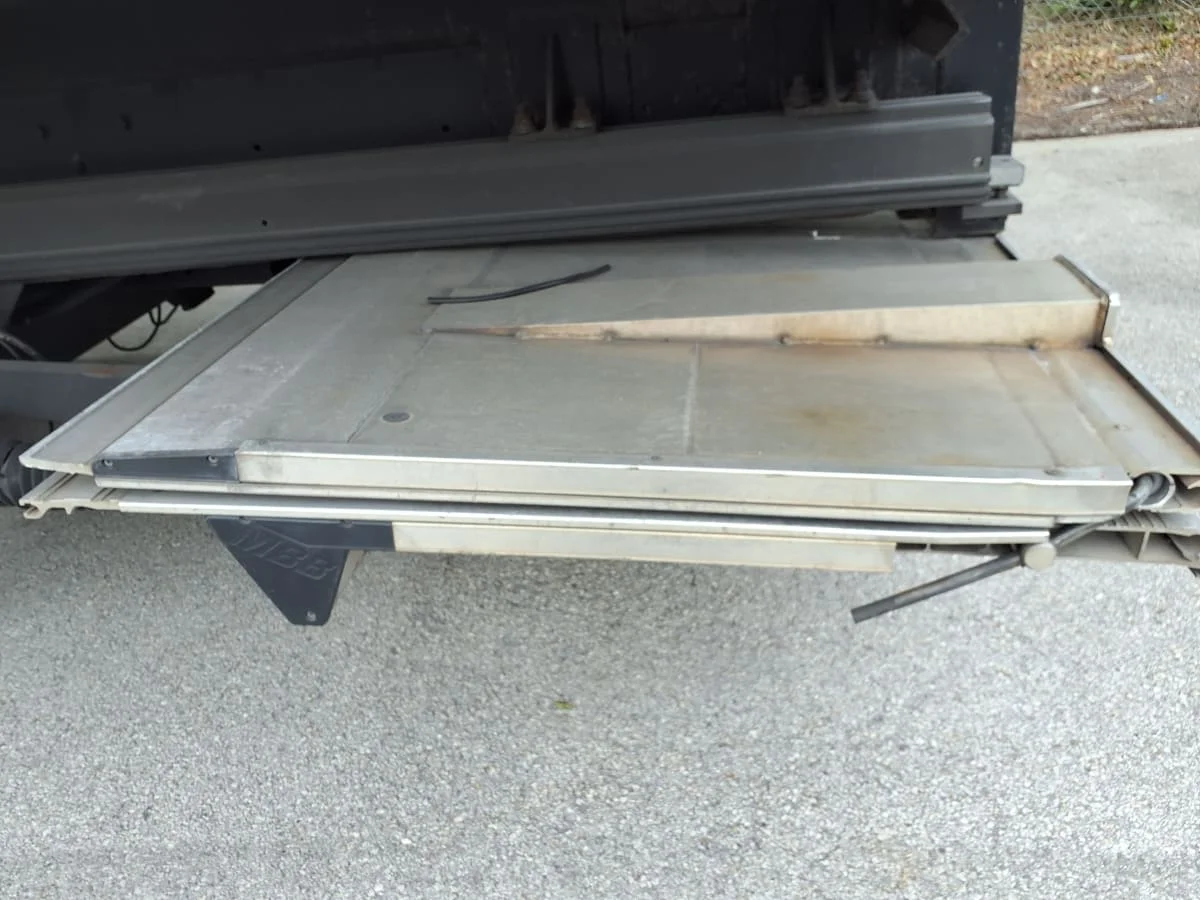 2017 Kenworth T270 - image 12