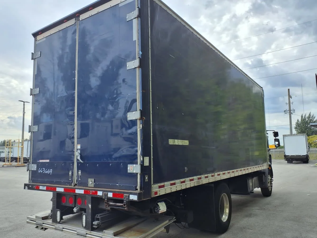 2017 Kenworth T270 in Davie, FL — photo 4