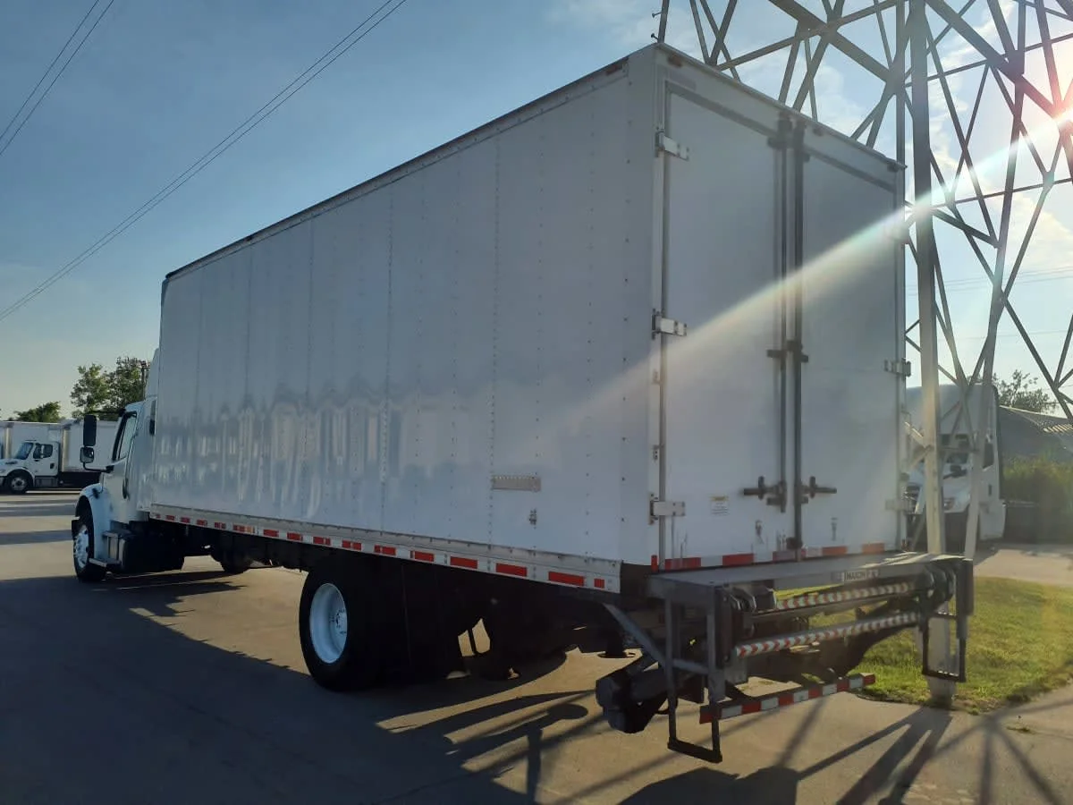 2023 Freightliner M2 106 in Indianapolis, IN — photo 4