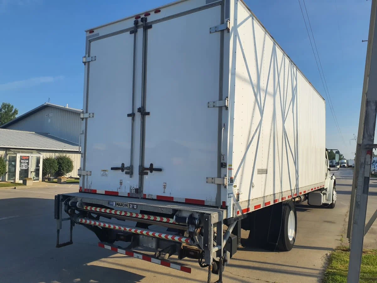 2023 Freightliner M2 106 in Indianapolis, IN — photo 6