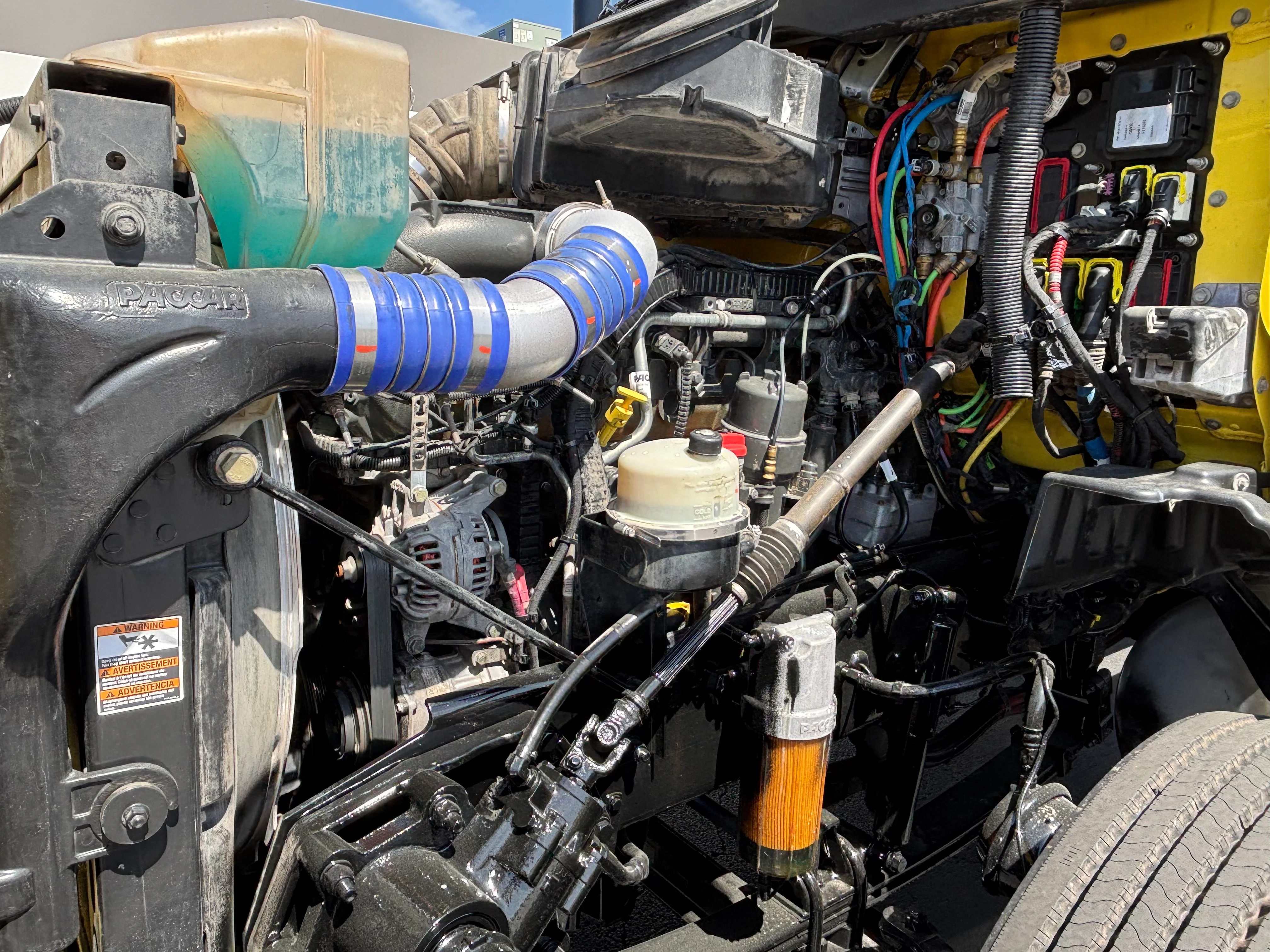 2021 Peterbilt 579 - image 13