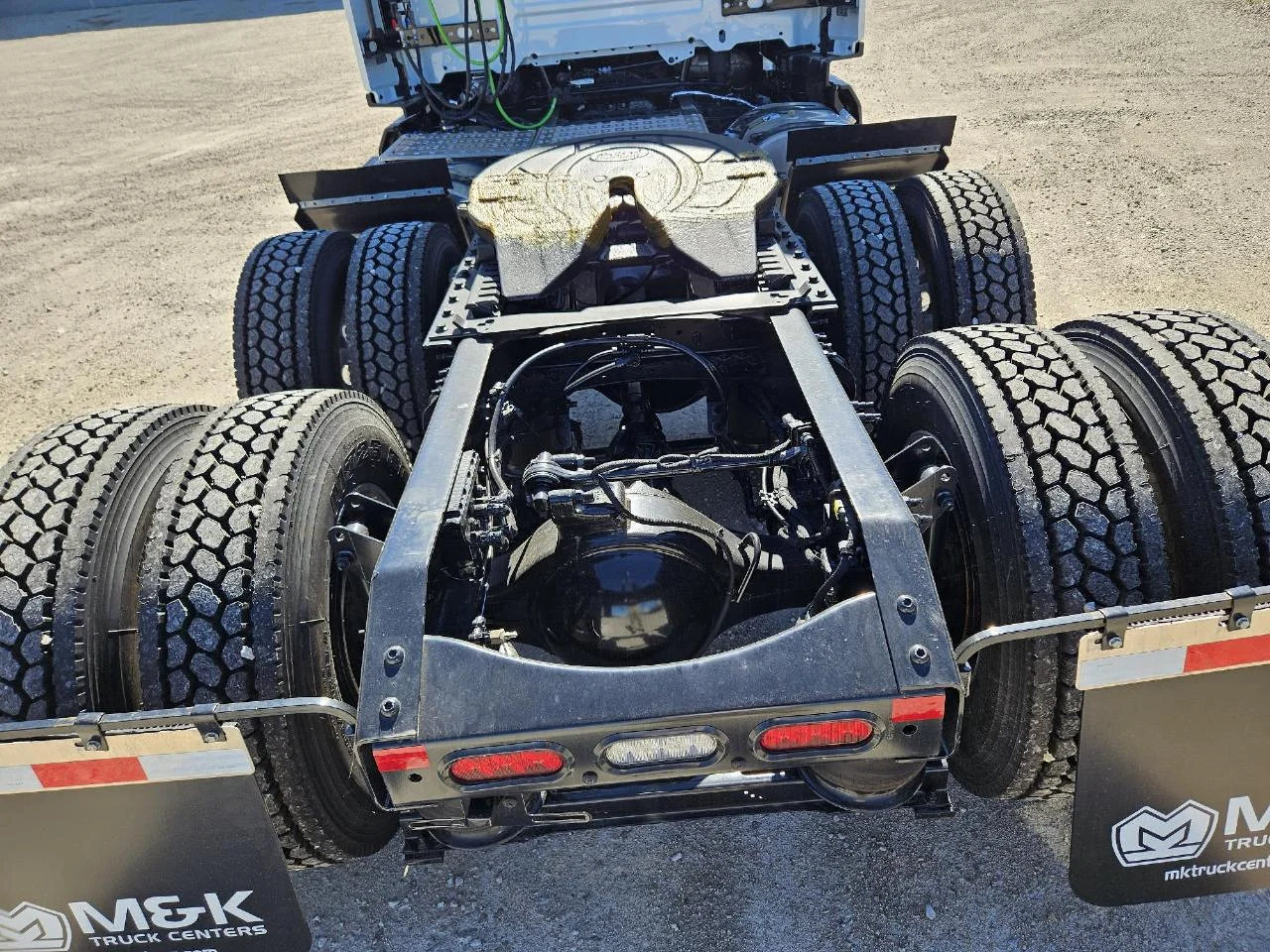 2027 Mack Anthem in Indianapolis, IN — photo 8