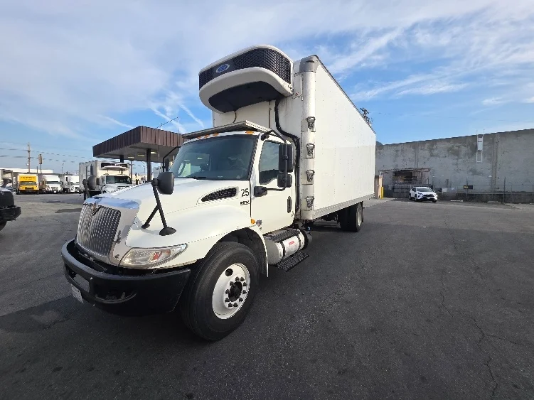 2021 International MV in Torrance, CA — photo 3