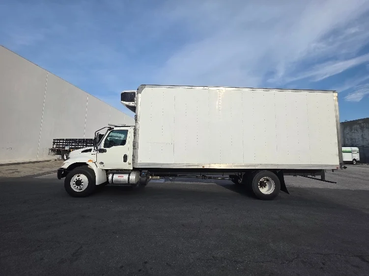 2021 International MV in Torrance, CA — photo 4
