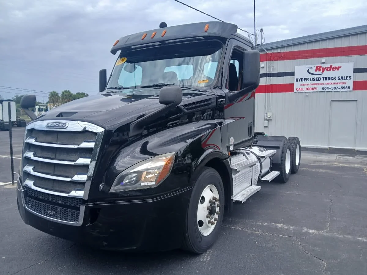 2020 Freightliner Cascadia