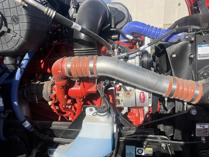 2024 Peterbilt 579 in Sylmar, CA — photo 3