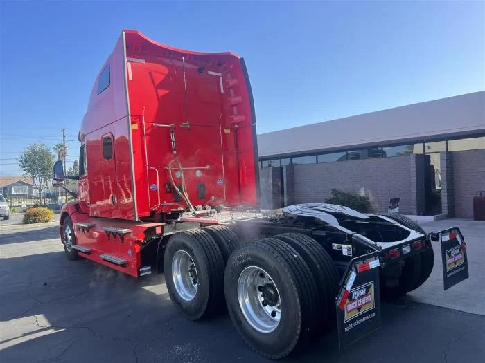 2024 Peterbilt 579 in Sylmar, CA — photo 17