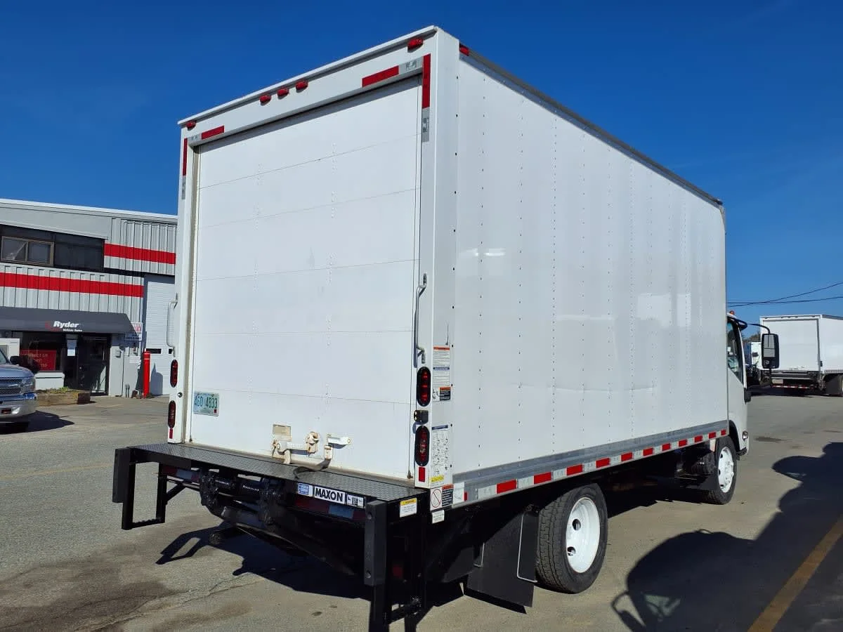 2019 Isuzu NPR - image 4