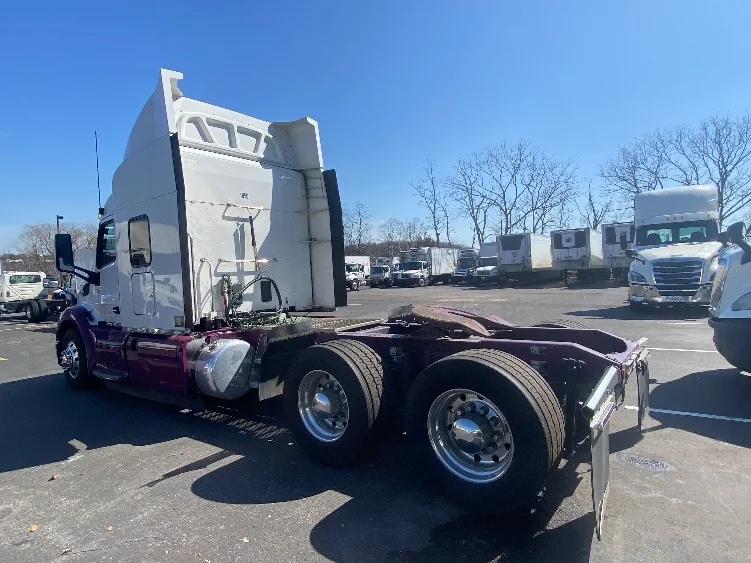 2020 Peterbilt 579 - image 5