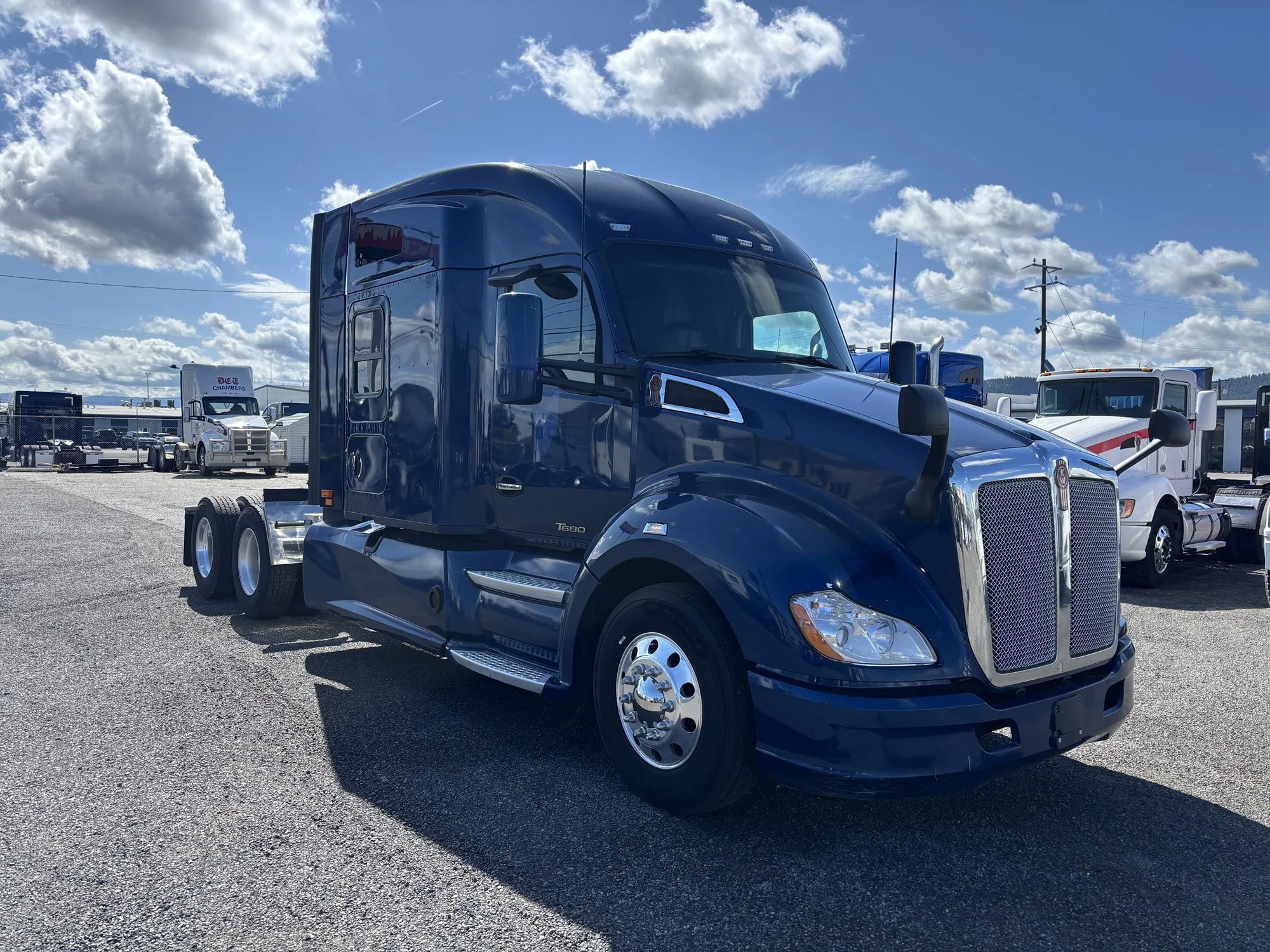 2022 Kenworth T680 in Missoula, MT — photo 2