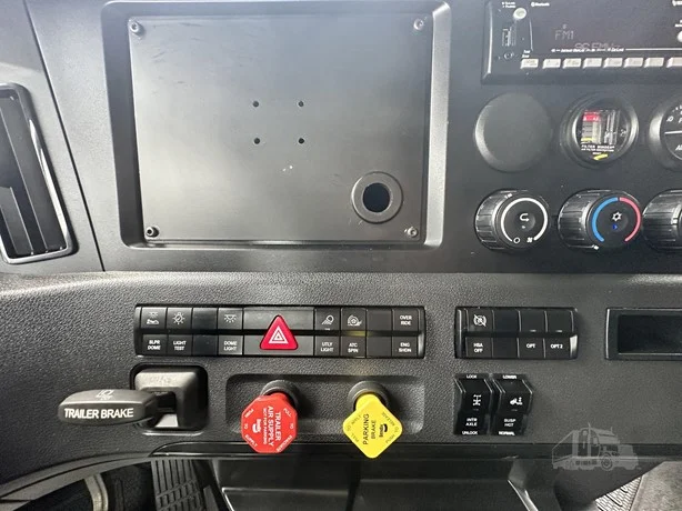 2025 Freightliner Cascadia in Boise, ID — photo 43