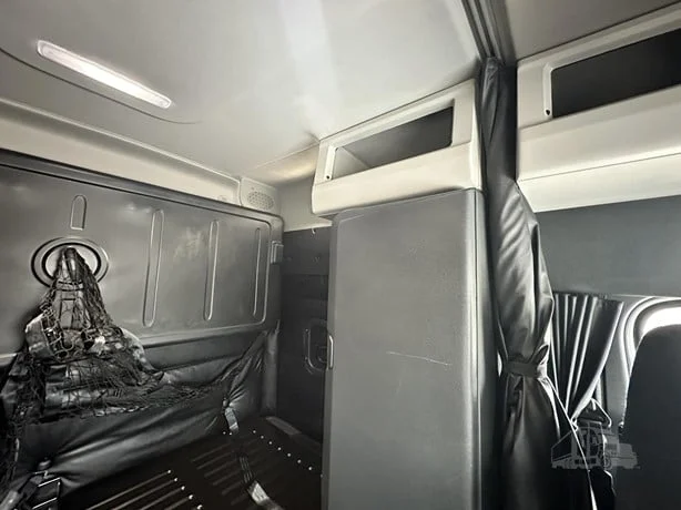 2025 Freightliner Cascadia in Boise, ID — photo 46