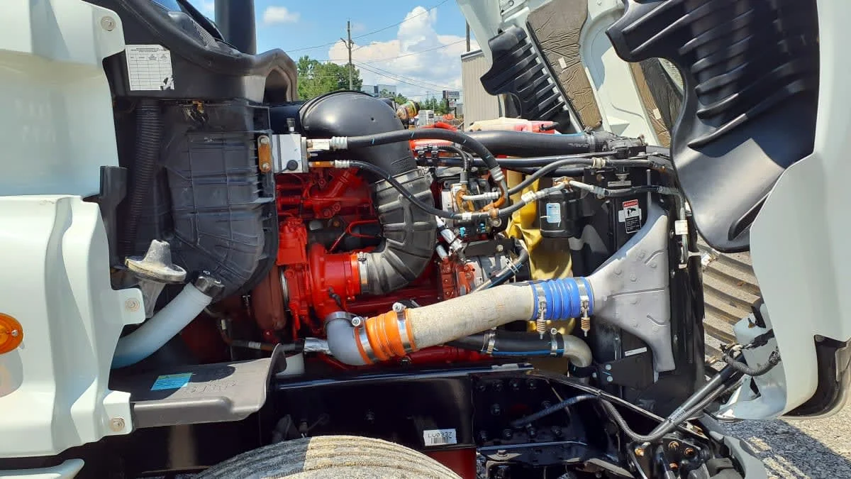 2020 Freightliner Cascadia in Birmingham, AL — photo 9
