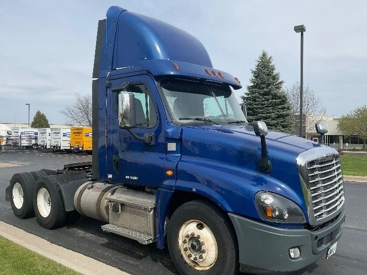 2018 Freightliner Cascadia in Milwaukee, WI