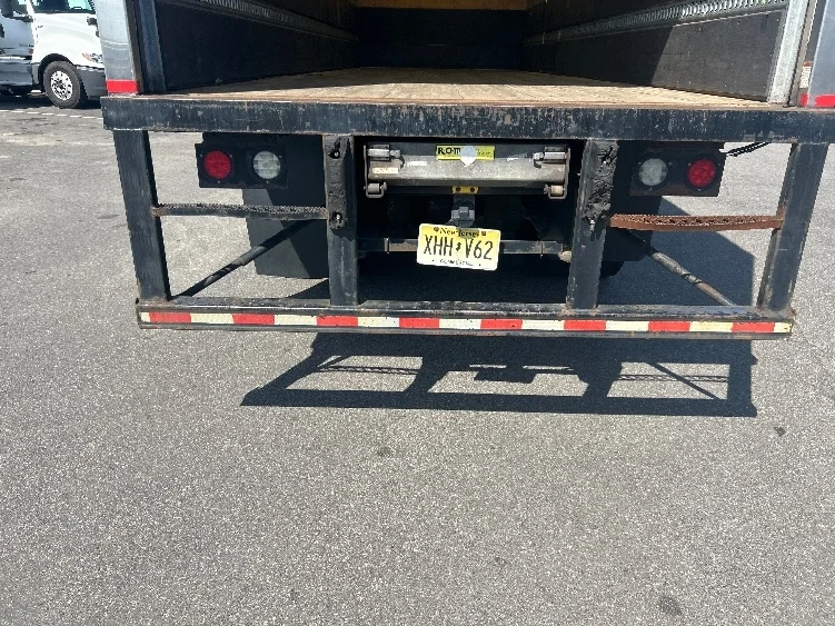 2020 International MV - image 9