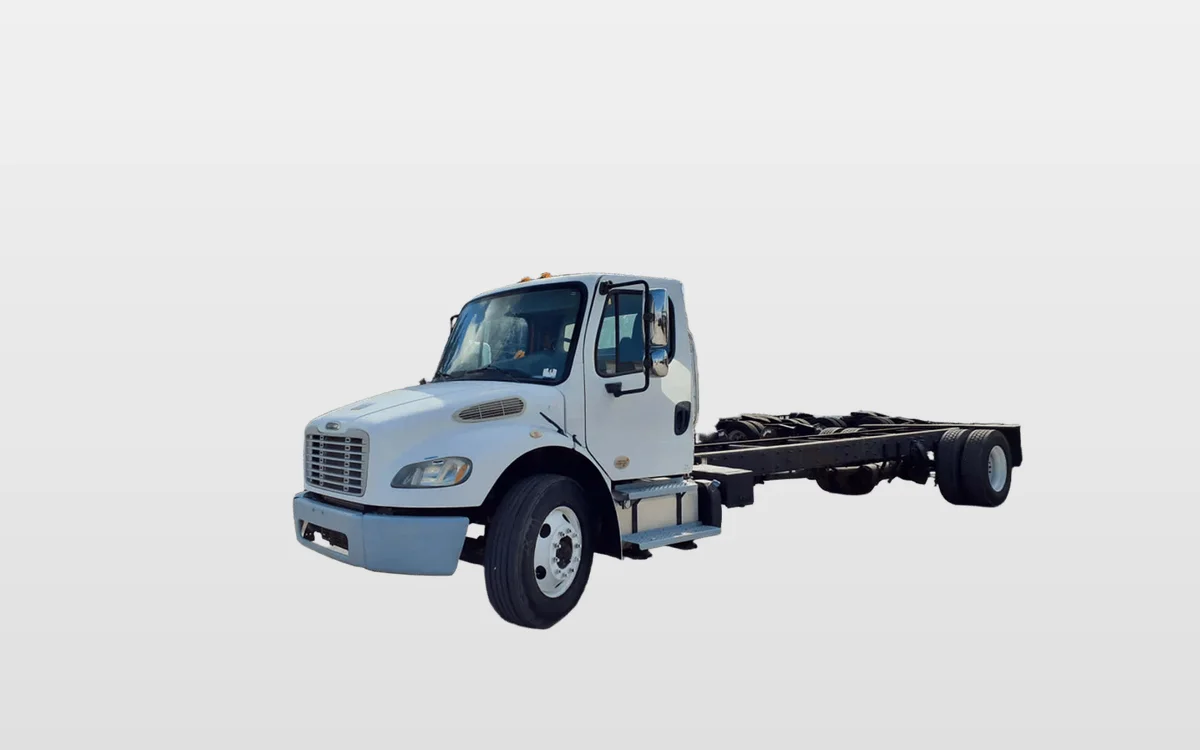 2016 Freightliner M2 106 - image 1