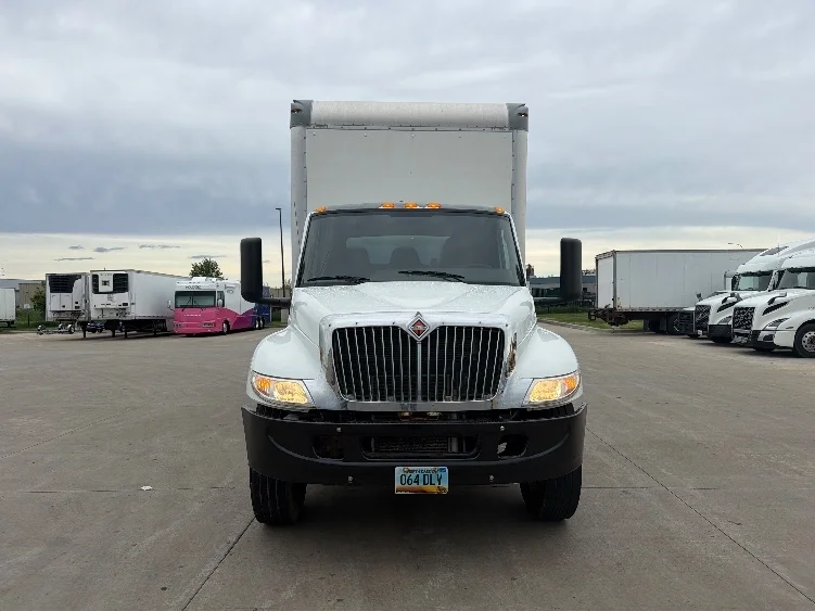 2021 International MV in Chicago (Melrose Park), IL — photo 2