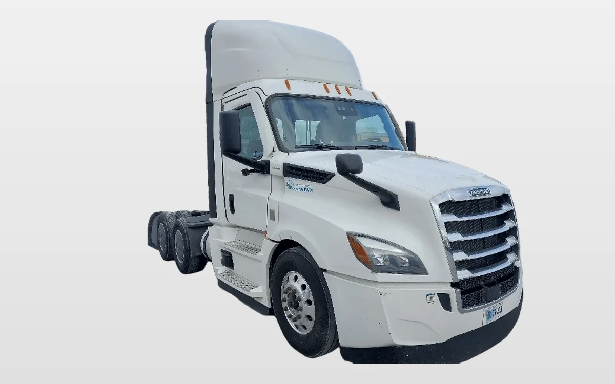 2022 Freightliner - image 1