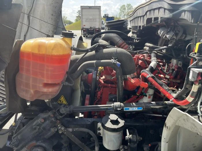 2022 International MV - image 16