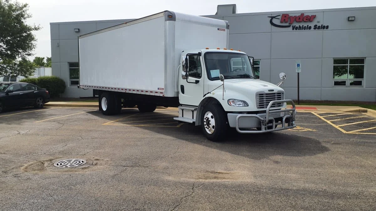 2019 Freightliner M2 106 in Bolingbrook, IL — photo 3