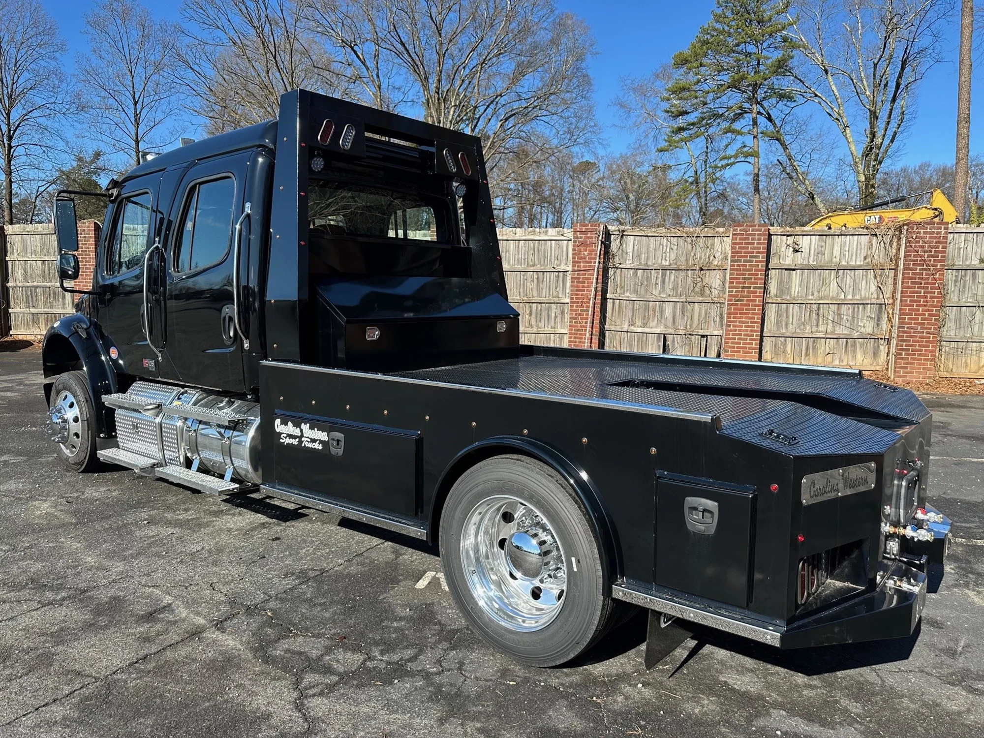 2026 Freightliner M2 106 - image 4