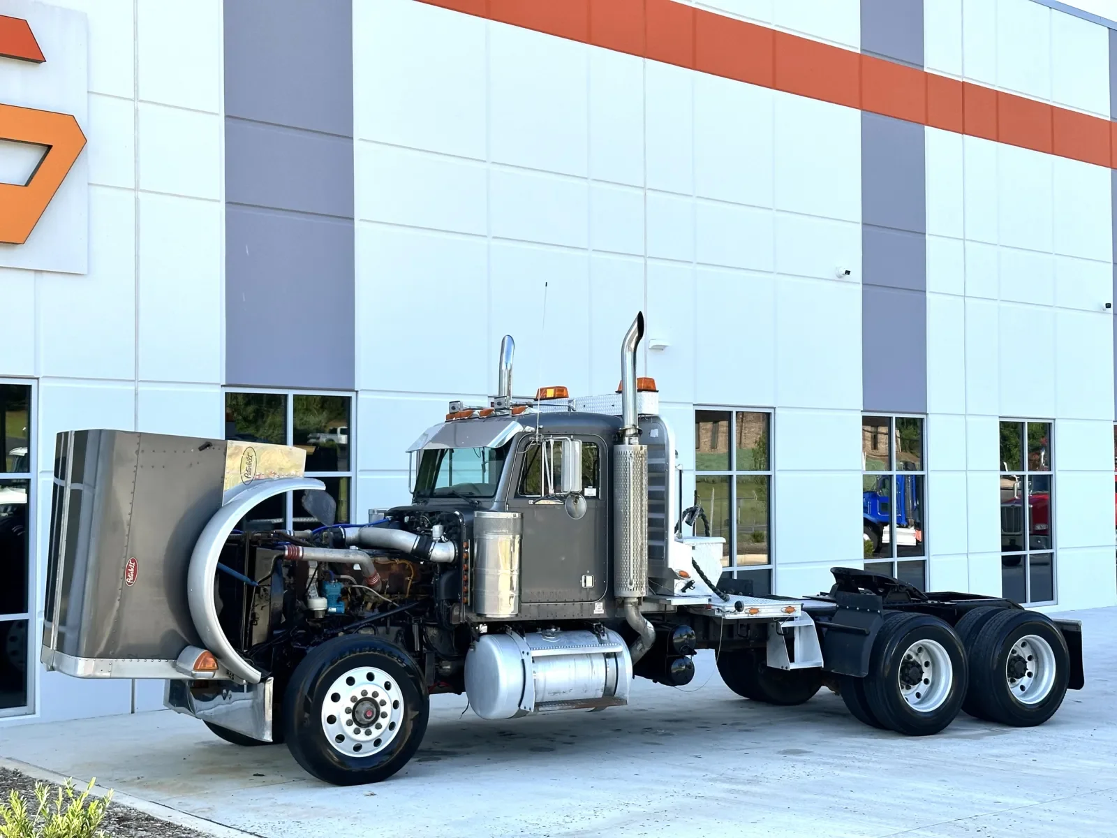 2005 Peterbilt 379 in Greer, SC — photo 10