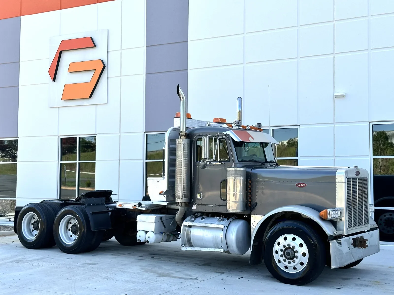 2005 Peterbilt 379