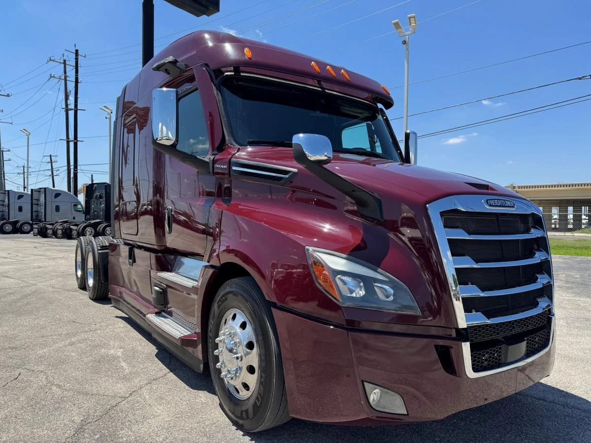 2022 Freightliner Cascadia in San Antonio, TX