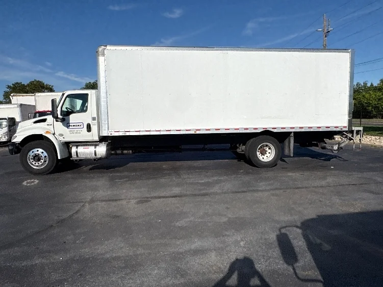 2021 International MV in West Babylon, NY — photo 4