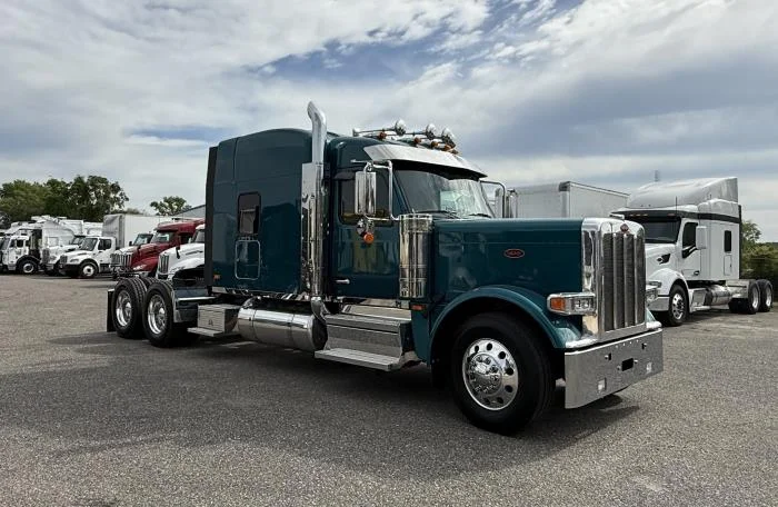 2027 Peterbilt 589 - image 7