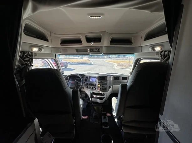 2024 Peterbilt 567 - image 20