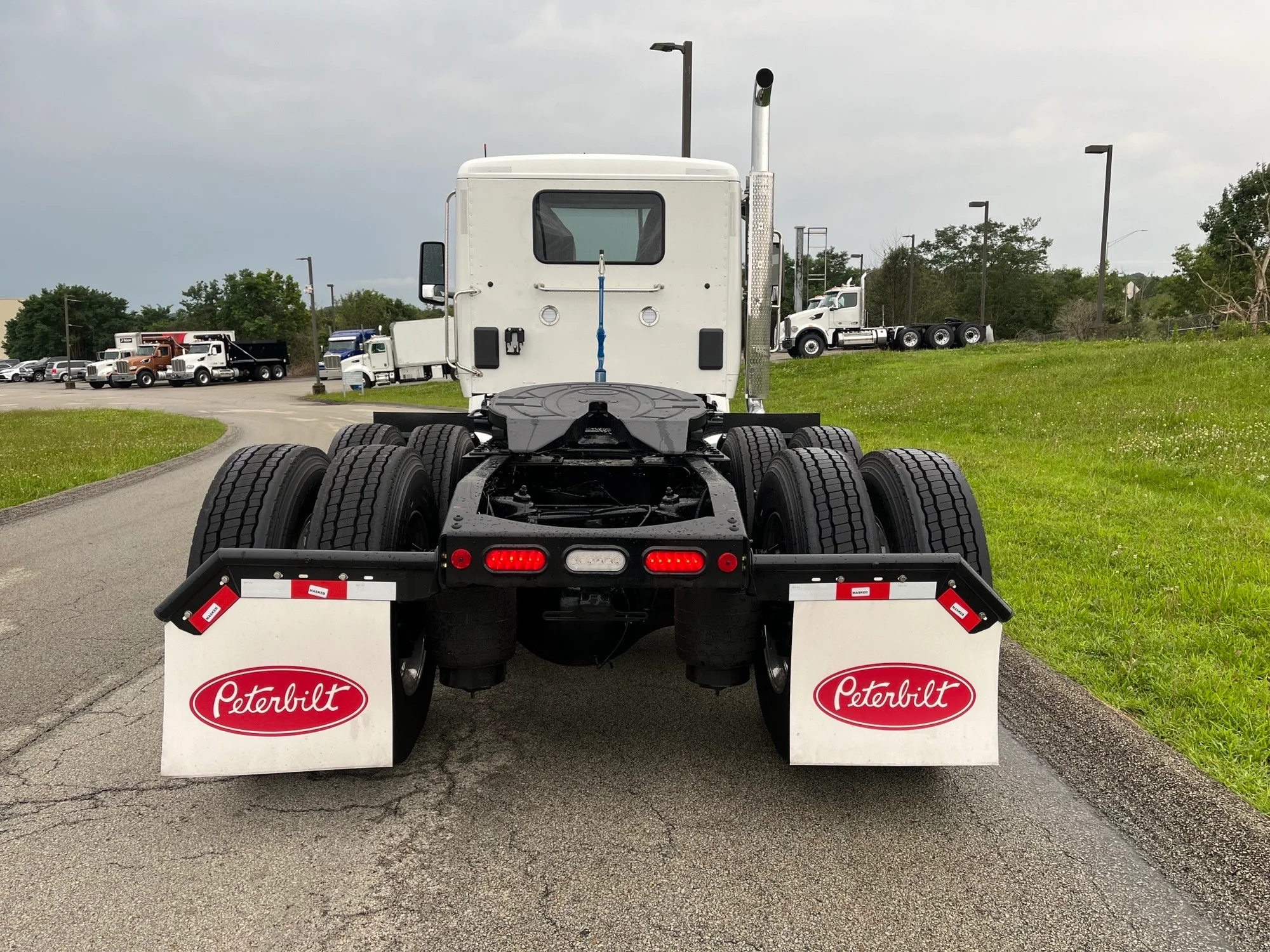 2027 Peterbilt 567 in Lancaster, PA — photo 3