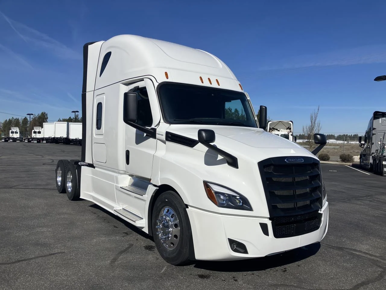 2027 Freightliner Cascadia - image 7